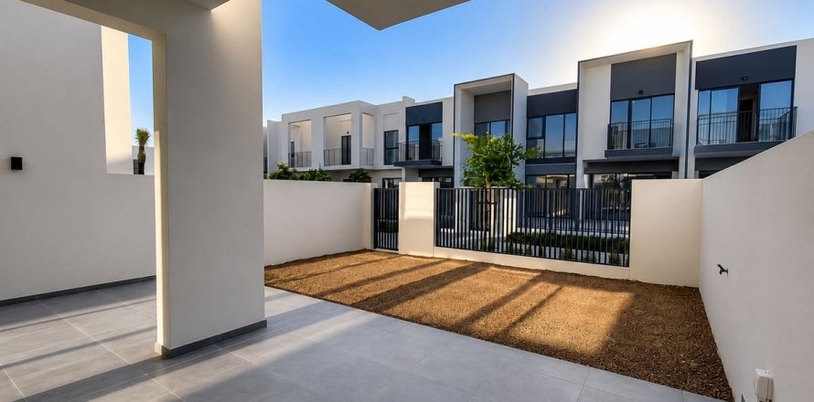 Townhouse in Dubai 3 bedrooms, 195.1 sq.m. № 123447