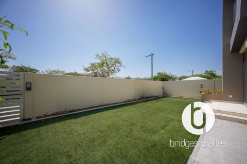 Villa in Dubai Hills Estate, Dubai 4 bedrooms, 229 sq.m. № 123446