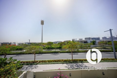Villa in Dubai Hills Estate, Dubai 4 bedrooms, 229 sq.m. № 123446 - photo 12