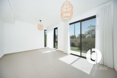 Villa in Dubai Hills Estate, Dubai 4 bedrooms, 229 sq.m. № 123446 - photo 19