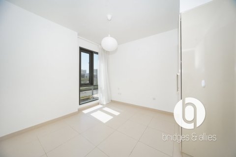 Villa in Dubai Hills Estate, Dubai 4 bedrooms, 229 sq.m. № 123446 - photo 14