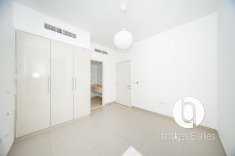Villa in Dubai Hills Estate, Dubai 4 bedrooms, 229 sq.m. № 123446 - photo 17