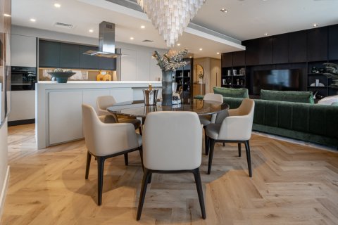 Apartment in Bluewaters Residences, Bluewaters, Dubai 3 bedrooms, 194 sq.m. № 9261 - photo 1