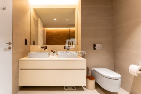 Apartment in Bluewaters Residences, Bluewaters, Dubai 2 bedrooms, 139 sq.m. № 15877 - photo 17