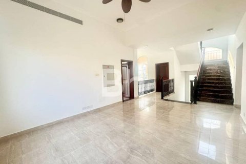 فيلا في فيلات, دبي 5 غرف نوم , 561 م² رقم 57091 - صورة 7