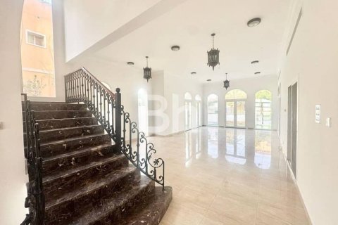 فيلا في فيلات, دبي 5 غرف نوم , 561 م² رقم 57091 - صورة 11