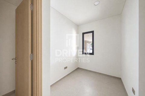Villa in Jebel Ali, Dubai 4 bedrooms, 656.55 sq.m. № 136872 - photo 14