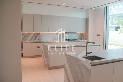 Villa à Palm Jumeirah, Dubai, 4 chambres, 1296 m², № 121303 - photo 7