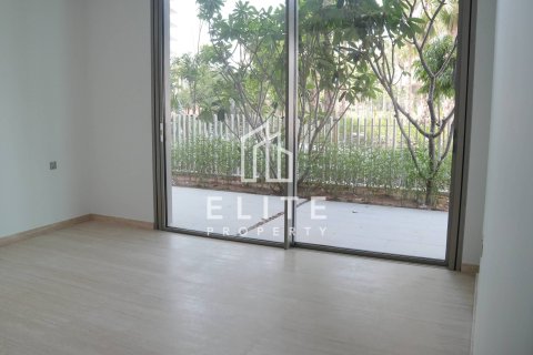 Villa à Palm Jumeirah, Dubai, 4 chambres, 1296 m², № 121303 - photo 12