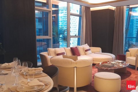 Apartment in Business Bay, Dubai 4 bedrooms, 271.6 sq.m. № 67558 - photo 1