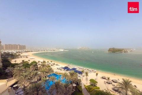 Apartment in Palm Jumeirah, Dubai 2 bedrooms, 183.5 sq.m. № 67566 - photo 1