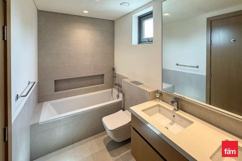 Villa in Al Furjan, Dubai 4 bedrooms, 611.8 sq.m. № 67567 - photo 22