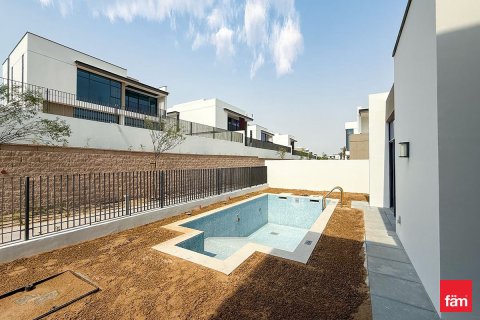 Villa in Al Furjan, Dubai 4 bedrooms, 611.8 sq.m. № 67567 - photo 29