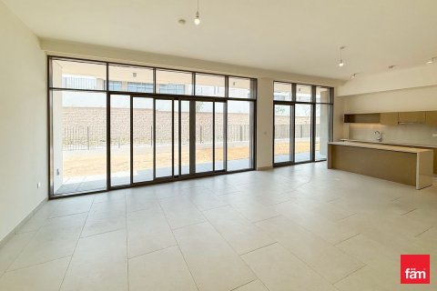 Villa in Al Furjan, Dubai 4 bedrooms, 611.8 sq.m. № 67567 - photo 1