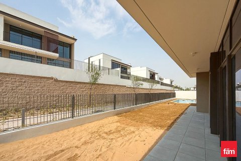 Villa in Al Furjan, Dubai 4 bedrooms, 611.8 sq.m. № 67567 - photo 28