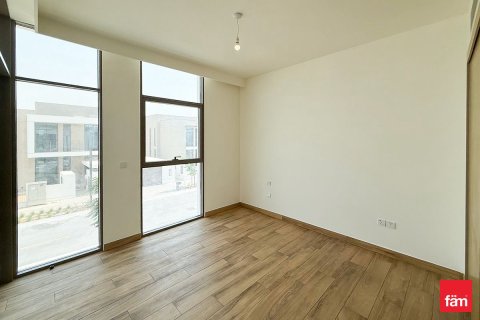 Villa in Al Furjan, Dubai 4 bedrooms, 611.8 sq.m. № 67567 - photo 3