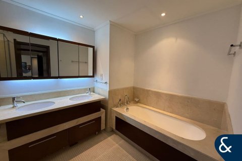 Appartement à Downtown Dubai (Downtown Burj Dubai), Dubai, 2 chambres, 135 m², № 74398 - photo 16