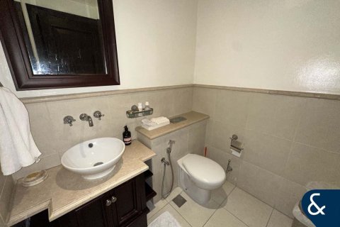 Apartamento en Yansoon, Old Town, Dubai, 1 dormitorio, 76 m², № 74399 - foto 8