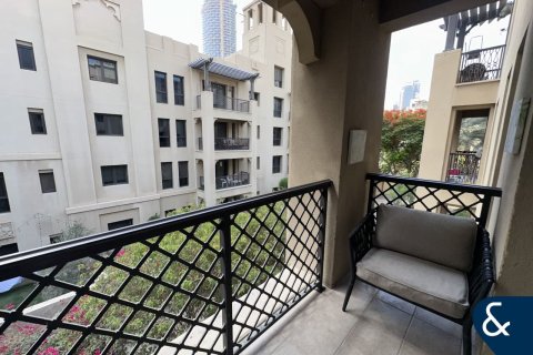 Apartamento en Yansoon, Old Town, Dubai, 1 dormitorio, 76 m², № 74399 - foto 1