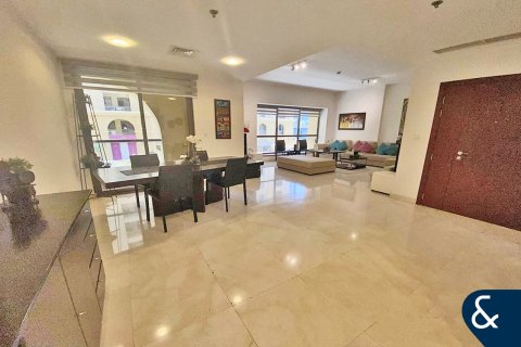 Apartamento en Shams, Jumeirah Beach Residence, Dubai, 3 dormitorios, 181 m², № 74393 - foto 2
