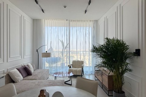 Купить квартиру в Дубае: 2 спальни, 102.58м², № 92888 - фото 2