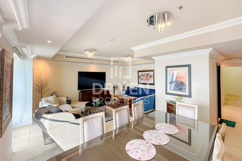 Apartment in Dubai Marina, Dubai 3 bedrooms, 223 sq.m. № 20809 - photo 2