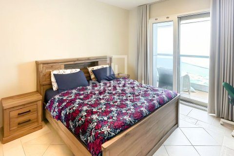 Apartment in Dubai Marina, Dubai 3 bedrooms, 223 sq.m. № 20809 - photo 6