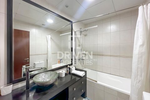 Apartment in Dubai Marina, Dubai 3 bedrooms, 223 sq.m. № 20809 - photo 12