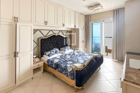 Apartment in Dubai Marina, Dubai 3 bedrooms, 223 sq.m. № 20809 - photo 5