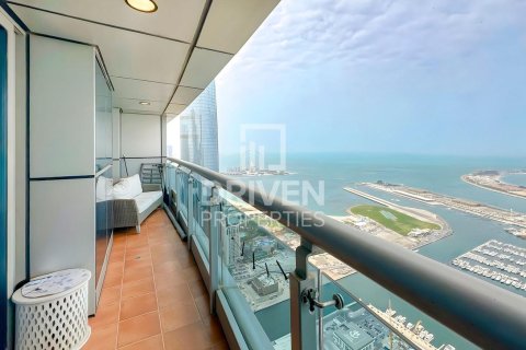 Apartment in Dubai Marina, Dubai 3 bedrooms, 223 sq.m. № 20809 - photo 1