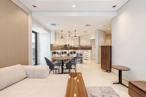 Apartment in Business Bay, Dubai 2 bedrooms, 137 sq.m. № 20818 - photo 1