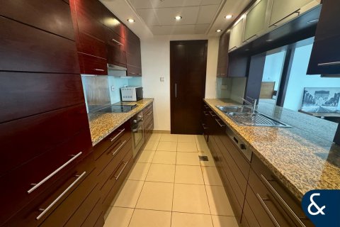 Apartment in BURJ VIEWS in Downtown Dubai (Downtown Burj Dubai), Dubai 1 bedroom, 73 sq.m. № 98978 - photo 4