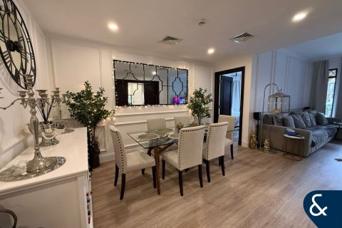 Apartamento en Old Town, Dubai, 2 dormitorios, 124 m², № 98986 - foto 4
