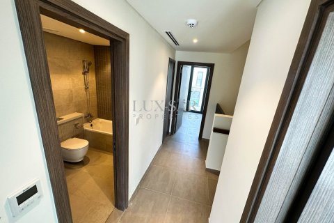 Townhouse in Tilal Al Ghaf, Dubai 3 bedrooms, 199.9 sq.m. № 37591 - photo 10