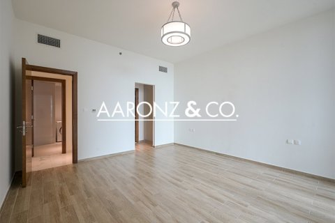 Apartment in Business Bay, Dubai 2 bedrooms, 127 sq.m. № 96661 - photo 6