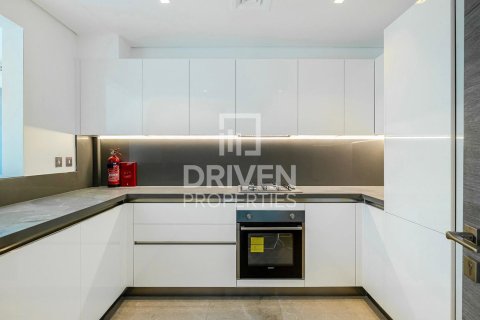 Apartment in Business Bay, Dubai 2 bedrooms, 157.1 sq.m. № 127456 - photo 17