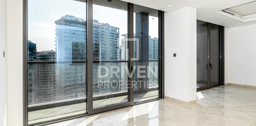 Apartment in Business Bay, Dubai 2 bedrooms, 157.1 sq.m. № 127456