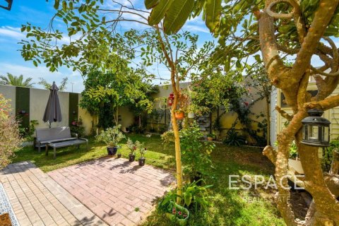 Villa en The Springs, Dubai, 2 dormitorios, 177 m², № 61878 - foto 13