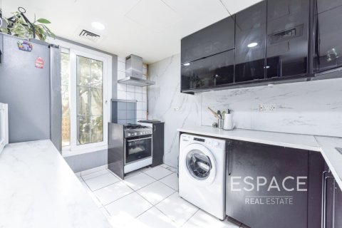 Villa en The Springs, Dubai, 2 dormitorios, 177 m², № 61878 - foto 5
