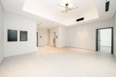 Снять в аренду виллу в Al Furjan, Дубай: 5 спален, 600м², № 125053 - фото 7
