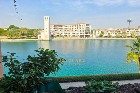 Apartamento en Dubai Investment Park, Dubai, 3 dormitorios, 324 m², № 125054