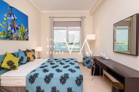 Apartment in Palm Jumeirah, Dubai 3 bedrooms, 209.58 sq.m. № 52707 - photo 11