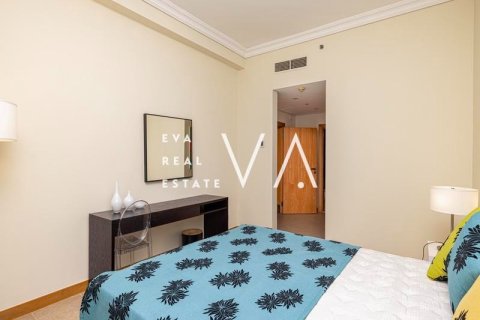 Apartment in Palm Jumeirah, Dubai 3 bedrooms, 209.58 sq.m. № 52707 - photo 10