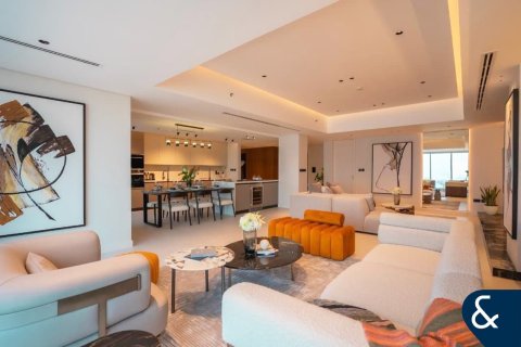 Снять в аренду квартиру в Дубай Марине, Дубай: 2 спальни, 243м², № 79389 - фото 2