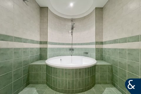 Apartment in Dubai Marina, Dubai 3 bedrooms, 361 sq.m. № 79378 - photo 8