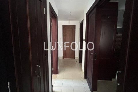 Apartment in Old Town, Dubai 2 bedrooms, 138 sq.m. № 46310 - photo 9