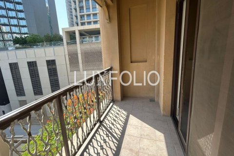 Apartment in Old Town, Dubai 2 bedrooms, 138 sq.m. № 46310 - photo 16