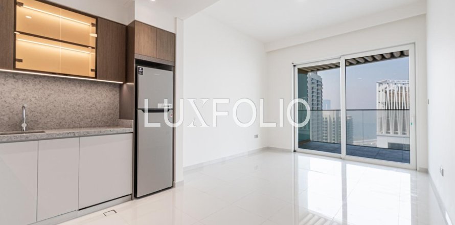Apartamento en EMAAR Beachfront, Dubai Harbour, Dubai, 1 dormitorio, 84 m², № 46301
