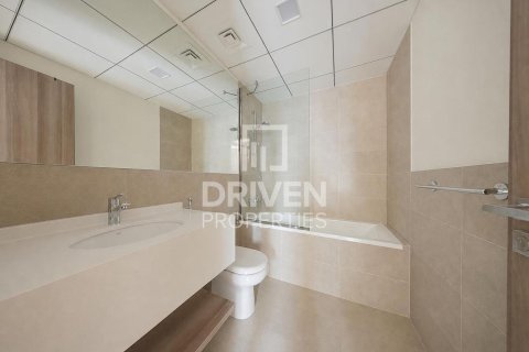 Снять в аренду квартиру в Бизнес-Бэе, Дубай: 2 спальни, 123.19м², № 134188 - фото 17
