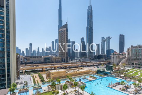 Apartment in Downtown Views II, Downtown Dubai (Downtown Burj Dubai), Dubai 3 bedrooms, 151 sq.m. № 45422 - photo 14